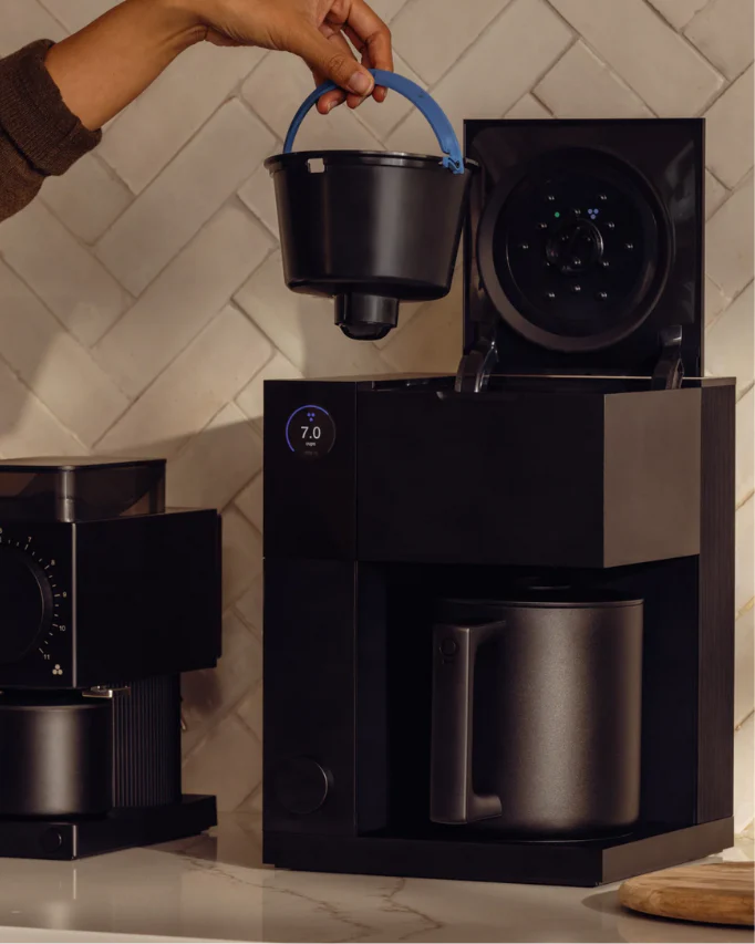 Fellow Aiden Precision Coffee Maker  فيلو ايدن برسشن ماكنة تحضير قهوة - Image 4