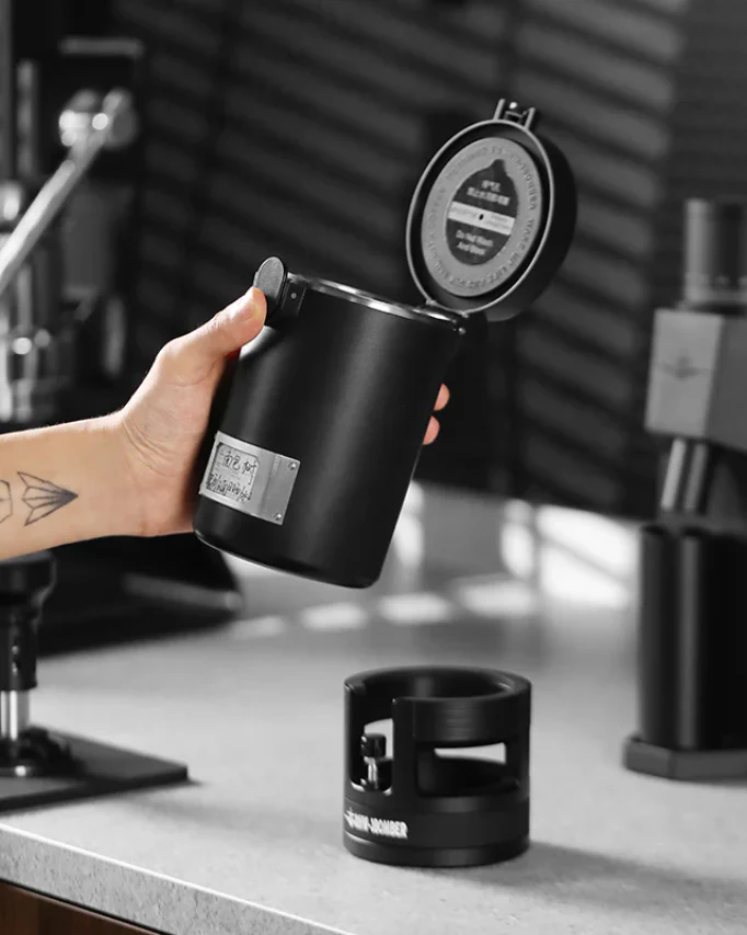 MHW-3BOMBER  Gambo Coffee Sealed Canister بومبر جامبو حافظة قهوة - Image 4